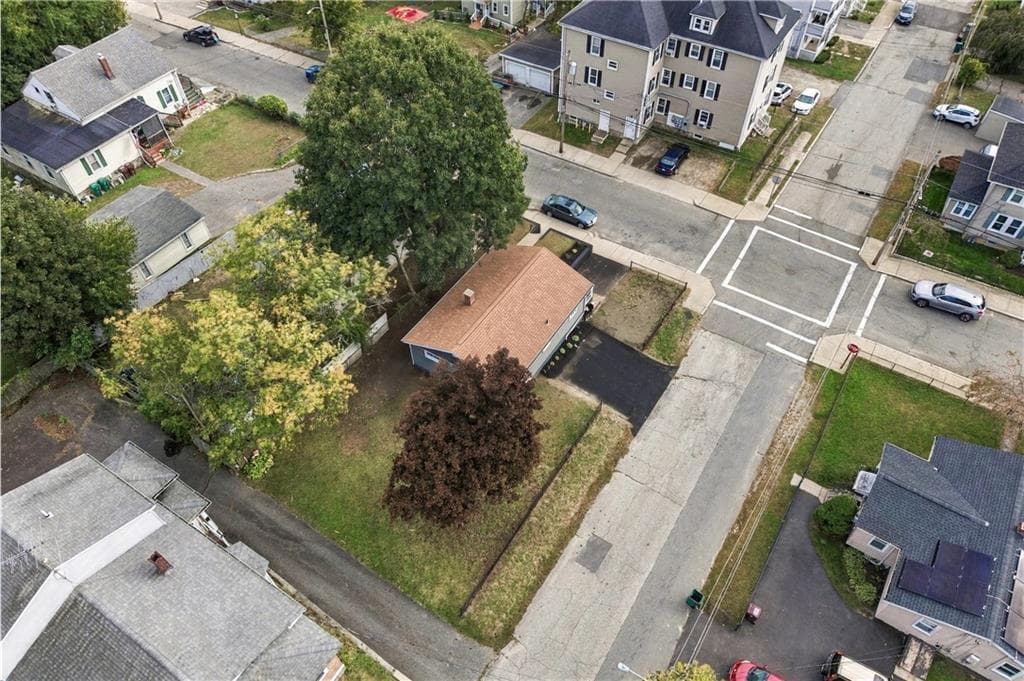 Single Family Residence at 546 Robinson Street, Woonsocket, photo 34 of 34