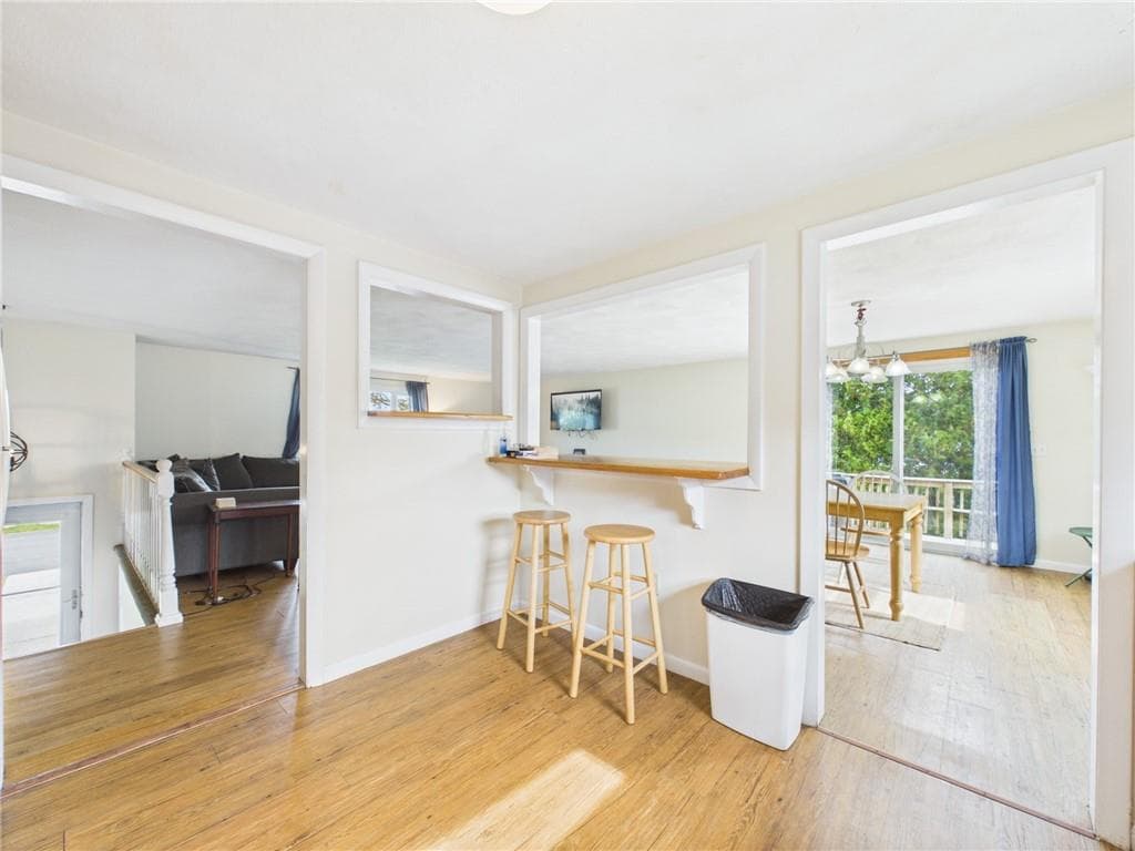 Single Family Residence at 10 Melville Lane, Narragansett, photo 12 of 30