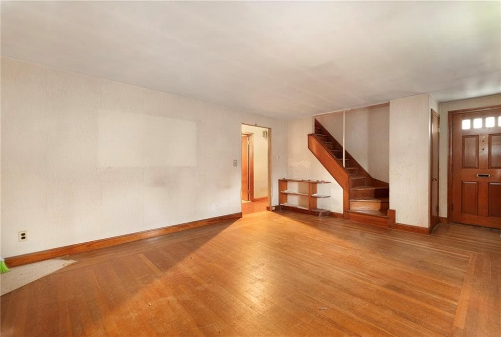 Single Family Residence at 235 Dora Street, Pawtucket, photo 5 of 31