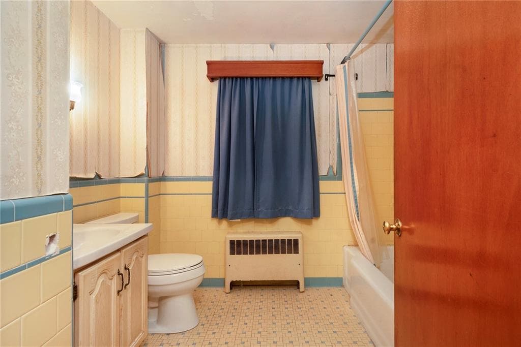 Single Family Residence at 235 Dora Street, Pawtucket, photo 18 of 31