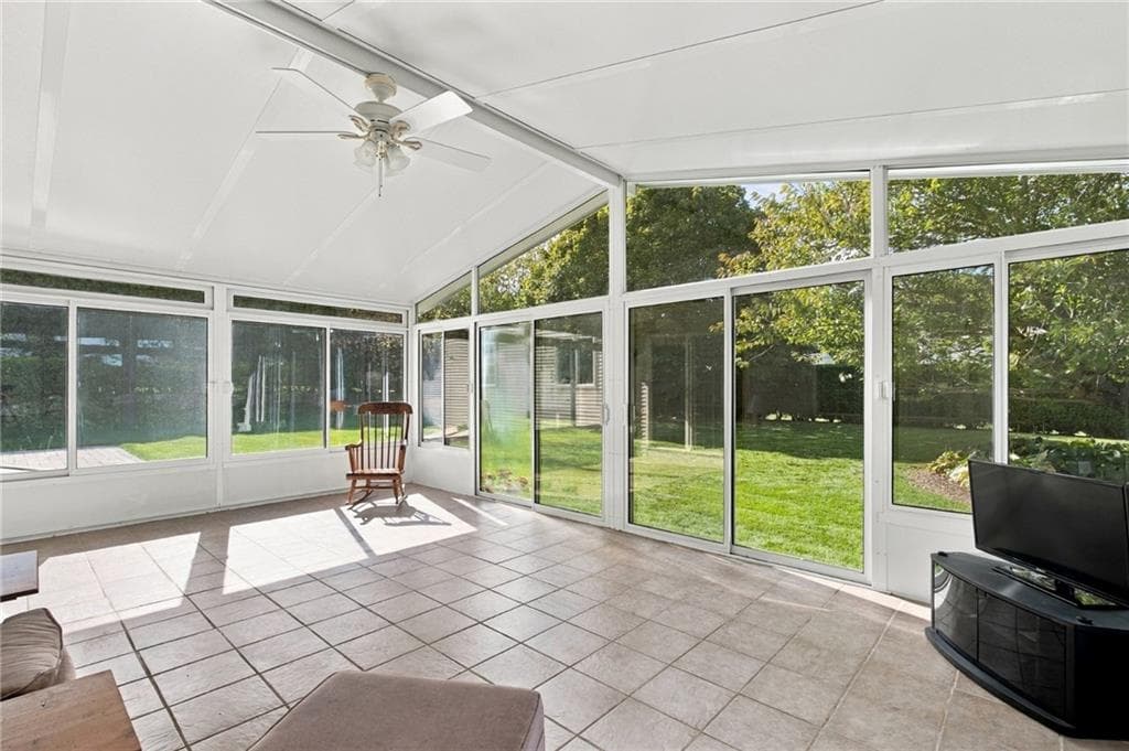 Single Family Residence at 23 Balsam Lane, Smithfield, photo 16 of 38