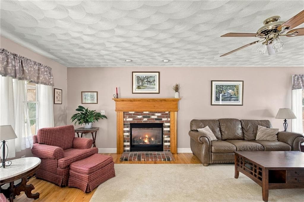 Single Family Residence at 23 Balsam Lane, Smithfield, photo 10 of 38