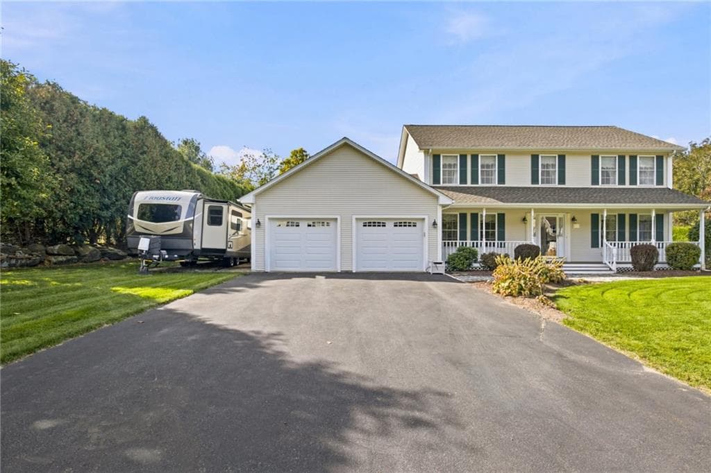 Single Family Residence at 23 Balsam Lane, Smithfield, photo 37 of 38
