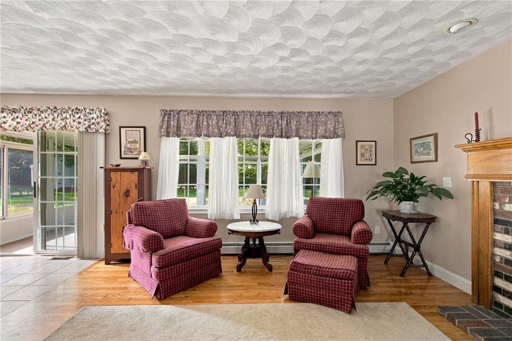 Single Family Residence at 23 Balsam Lane, Smithfield, photo 11 of 38
