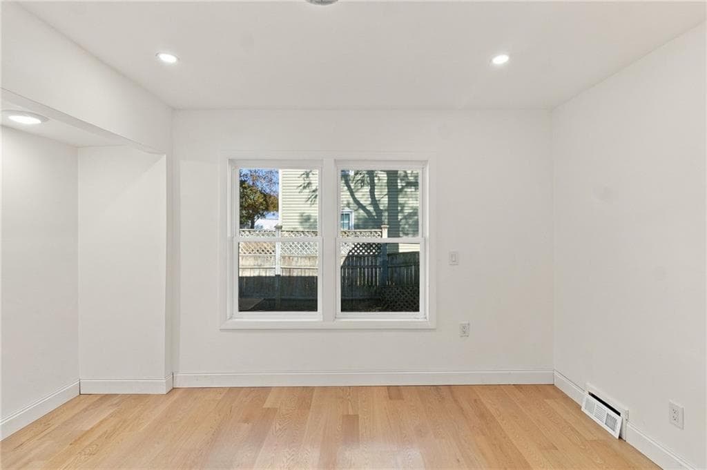 Single Family Residence at 38 Amherst Road, Cranston, photo 9 of 49