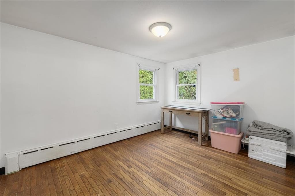 Single Family Residence at 1034 Stafford Road, Tiverton, photo 24 of 49