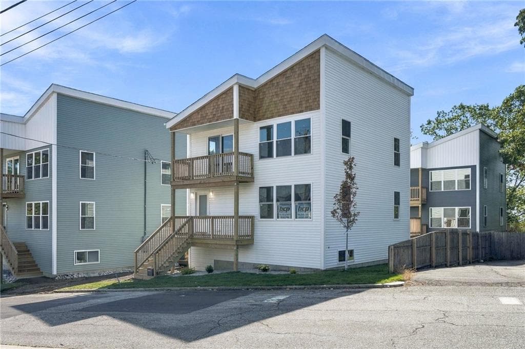 Single Family Residence at 61 Smart Street, Providence, photo 31 of 32