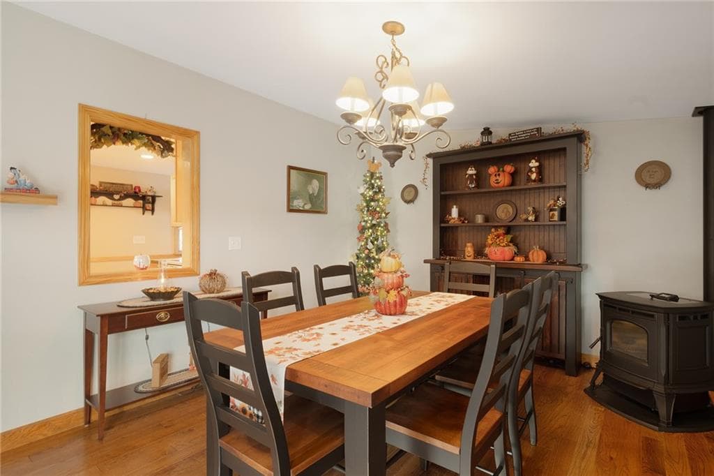 Single Family Residence at 38 Pitman Road, Warwick, photo 12 of 33