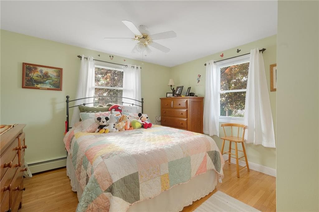 Single Family Residence at 38 Pitman Road, Warwick, photo 20 of 33