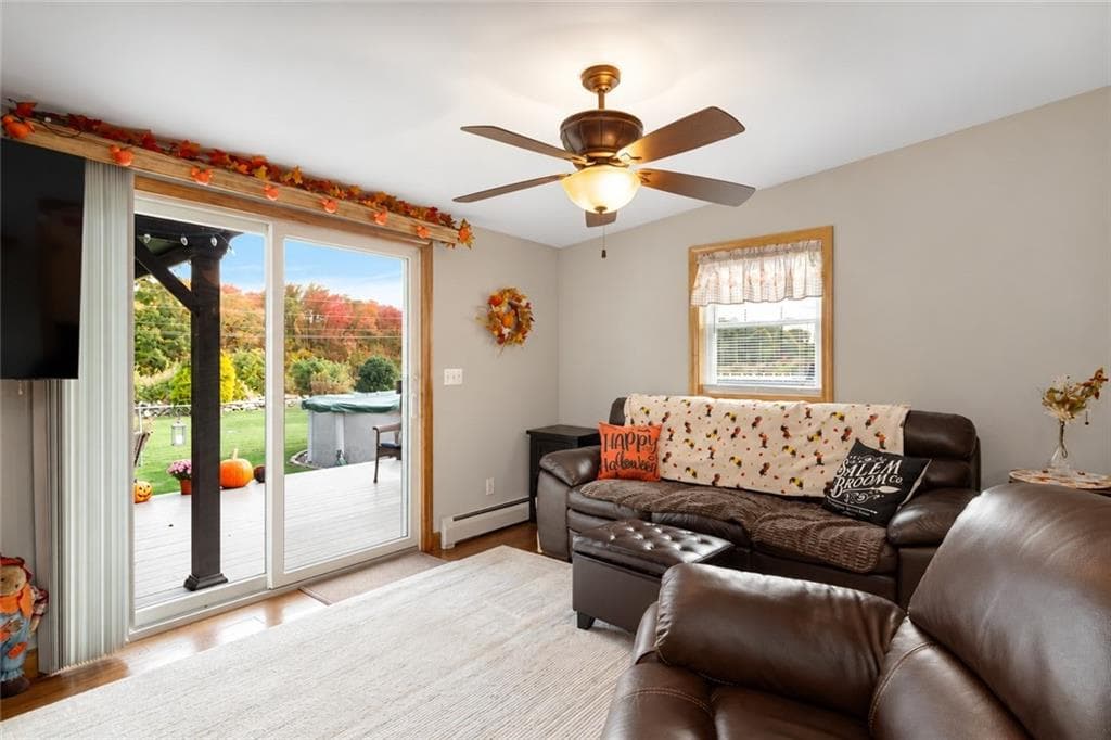 Single Family Residence at 38 Pitman Road, Warwick, photo 10 of 33