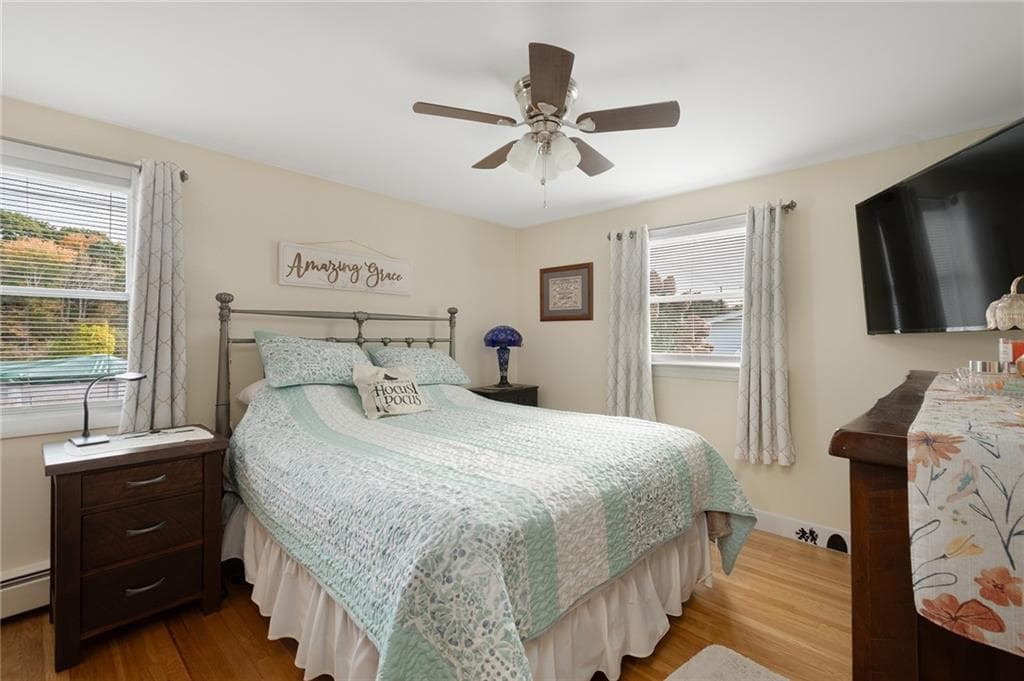 Single Family Residence at 38 Pitman Road, Warwick, photo 18 of 33