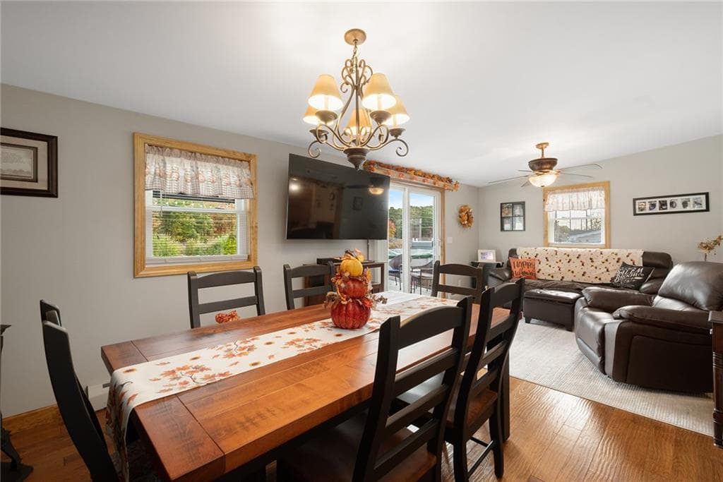 Single Family Residence at 38 Pitman Road, Warwick, photo 11 of 33