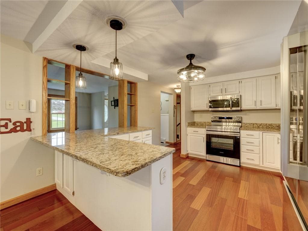 Single Family Residence at 15 Margaret Henry Road, Killingly, photo 10 of 40