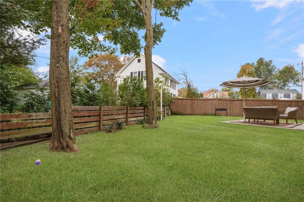 Single Family Residence at 124 Bishop Avenue, East Providence, photo 22 of 23
