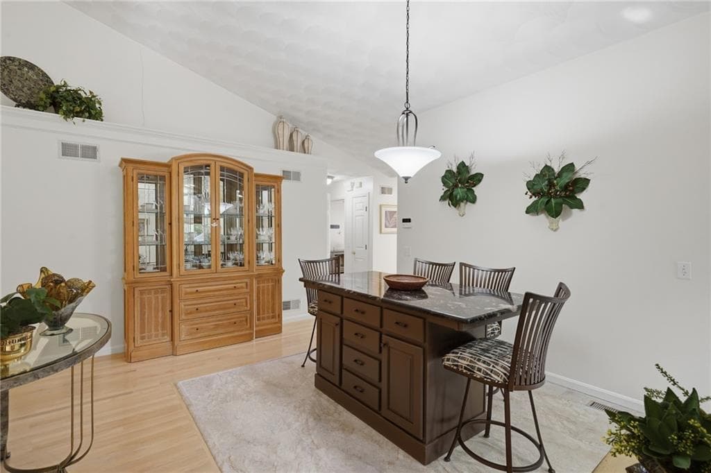 Condominium at 249 Spencer Woods Drive, East Greenwich, photo 10 of 32