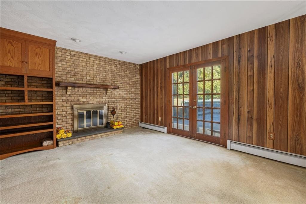 Single Family Residence at 55 Hillcrest Drive, Cranston, photo 20 of 48