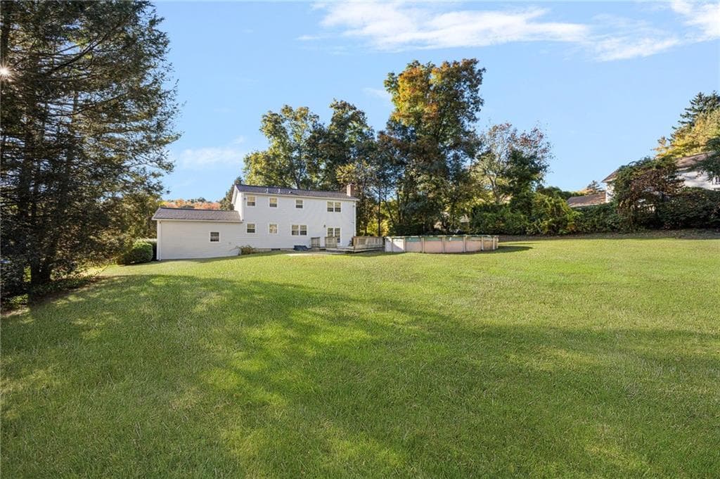 Single Family Residence at 55 Hillcrest Drive, Cranston, photo 44 of 48