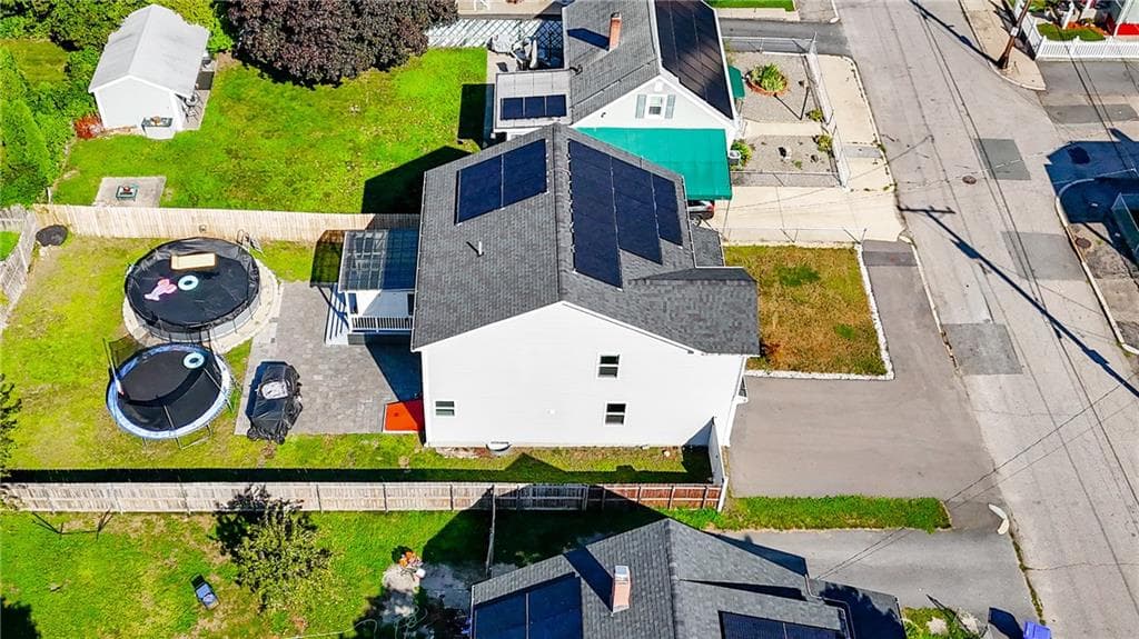 Single Family Residence at 148 Hunts Avenue, Pawtucket, photo 6 of 49