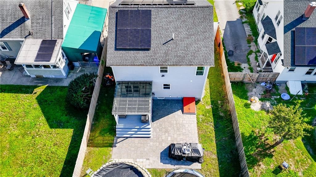 Single Family Residence at 148 Hunts Avenue, Pawtucket, photo 5 of 49