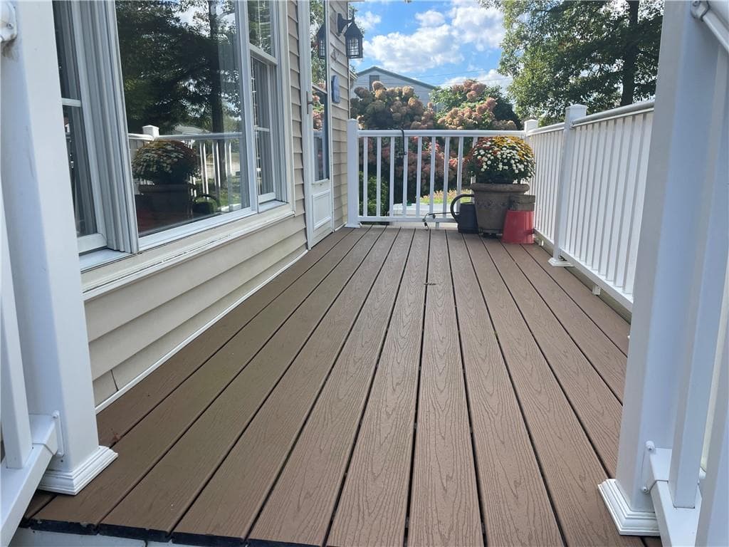 Single Family Residence at 40 Walker Road, Warwick, photo 6 of 32