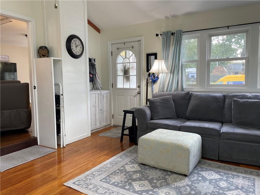 Single Family Residence at 40 Walker Road, Warwick, photo 16 of 32