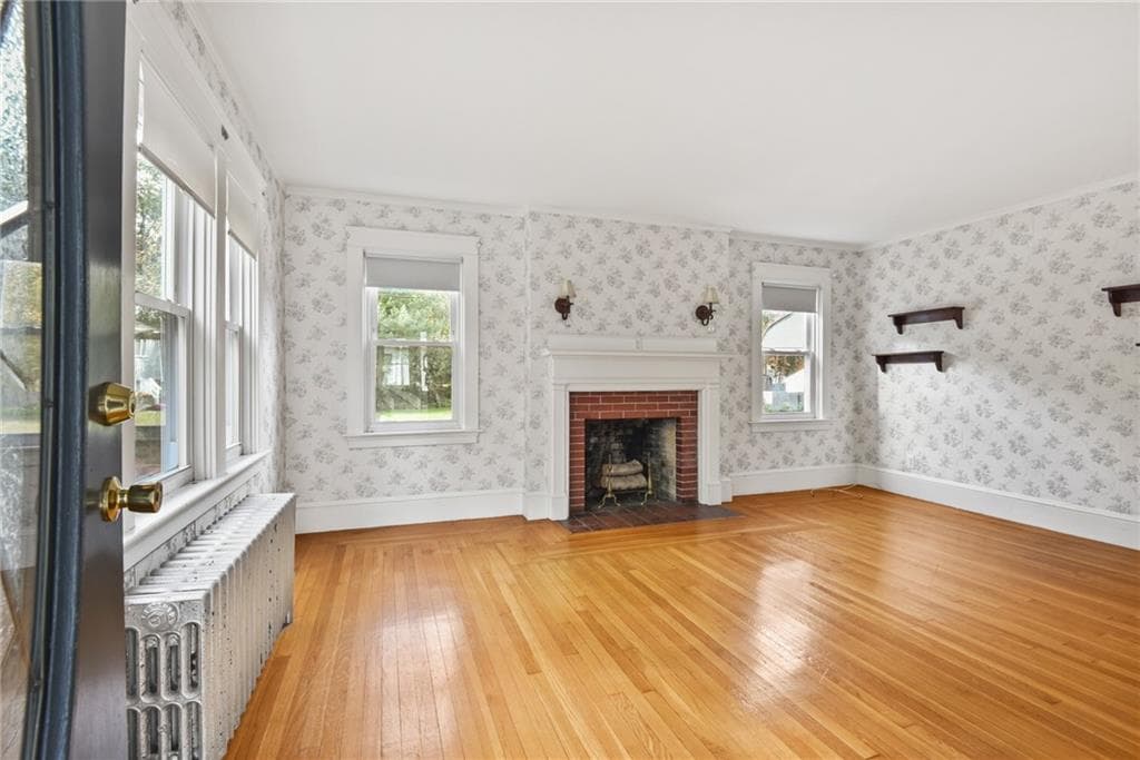 Single Family Residence at 69 Lyall Avenue, Warwick, photo 16 of 34
