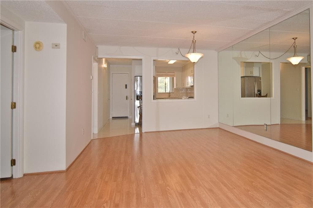 Condominium at 175 HOFFMAN Avenue UNIT 408, Cranston, photo 6 of 26