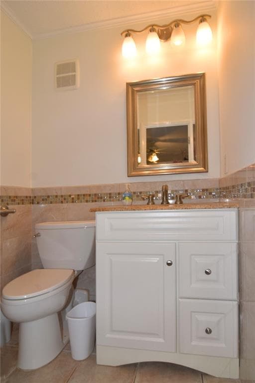 Condominium at 175 HOFFMAN Avenue UNIT 408, Cranston, photo 17 of 26