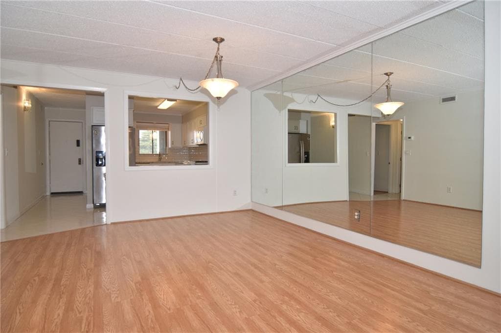 Condominium at 175 HOFFMAN Avenue UNIT 408, Cranston, photo 5 of 26