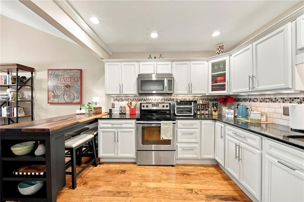 Condominium at 1 Tupperware Drive UNIT 310, North Smithfield, photo 3 of 45