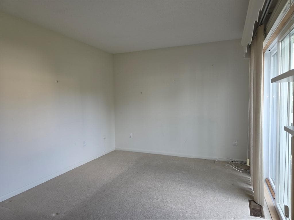 Condominium at 732 Manomet Court UNIT 732, Warwick, photo 10 of 30