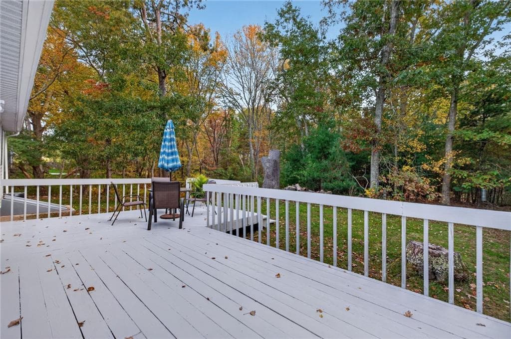 Single Family Residence at 18 Cedar Hills Drive, Richmond, photo 24 of 50