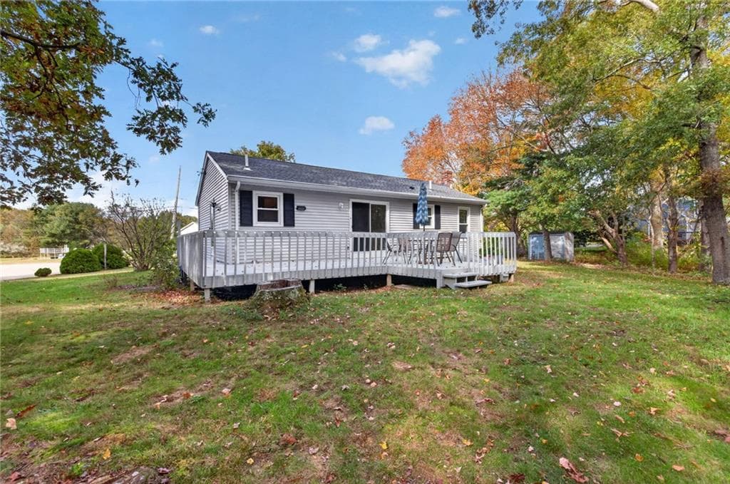 Single Family Residence at 18 Cedar Hills Drive, Richmond, photo 10 of 50
