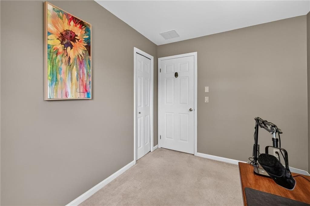 Single Family Residence at 18 Cedar Hills Drive, Richmond, photo 41 of 50