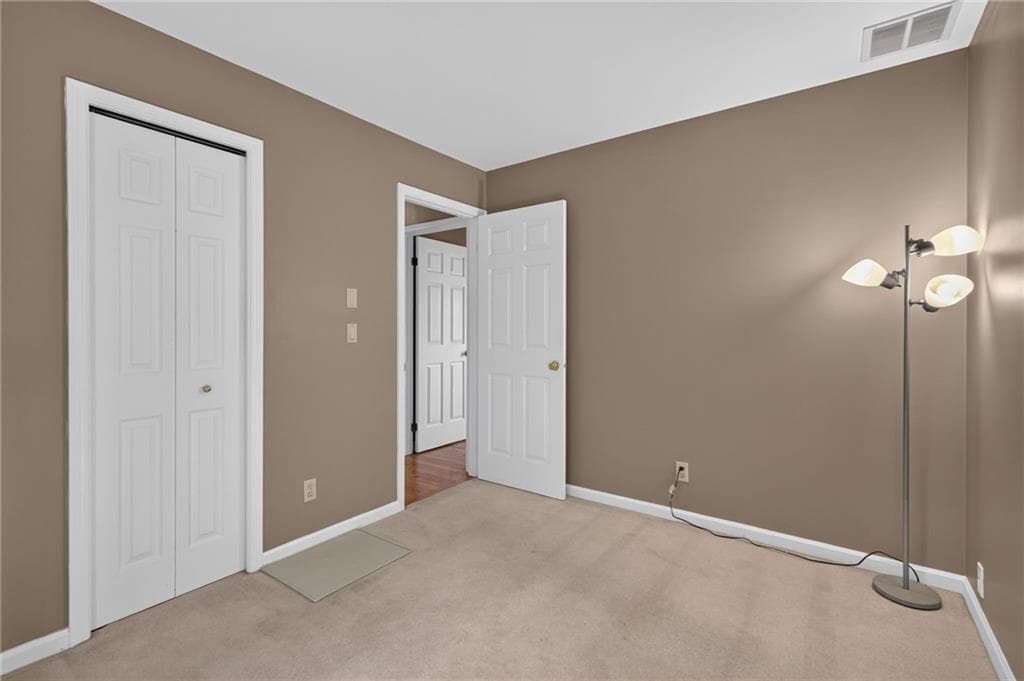 Single Family Residence at 18 Cedar Hills Drive, Richmond, photo 44 of 50
