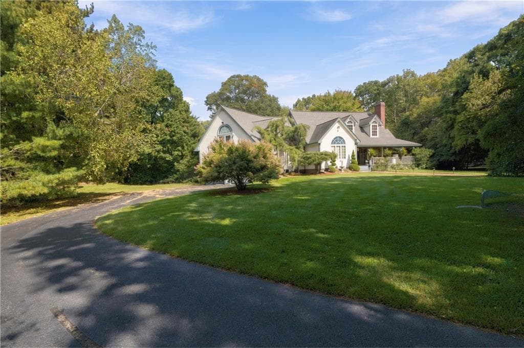 Single Family Residence at 370 Rocky Hill Road, North Smithfield, photo 2 of 45