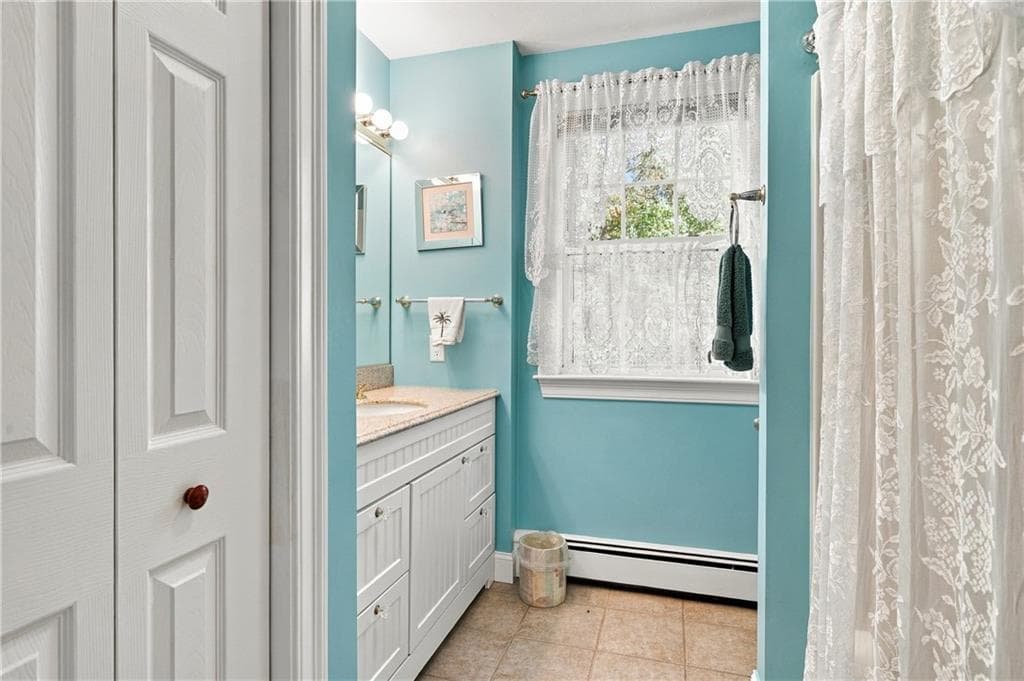Single Family Residence at 370 Rocky Hill Road, North Smithfield, photo 29 of 45