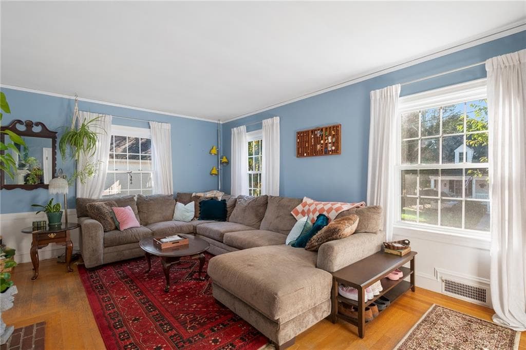 Single Family Residence at 7 Alpha Court, North Providence, photo 11 of 48