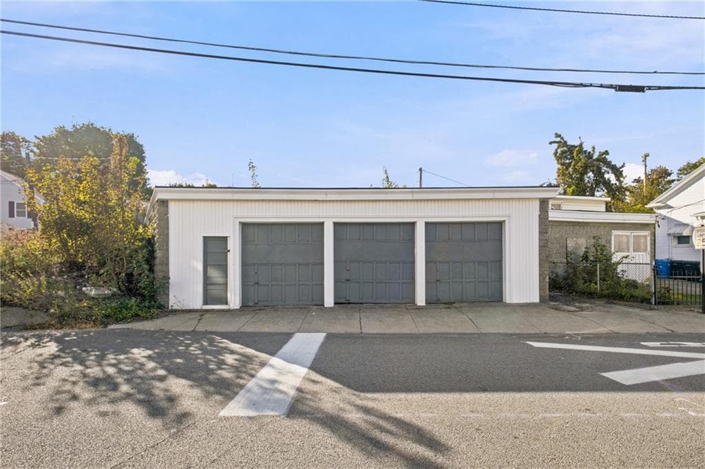 Single Family Residence at 96 High Street, Cumberland, photo 33 of 36