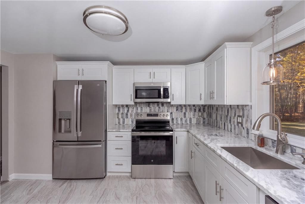 Single Family Residence at 1568 Wallum Lake Road, Burrillville, photo 4 of 50