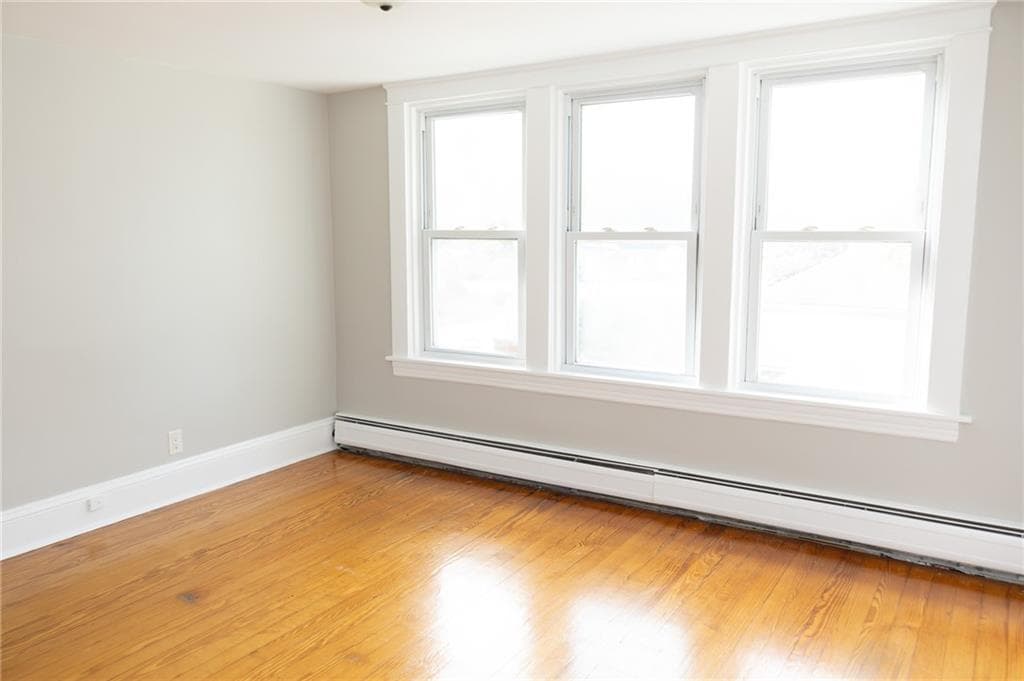 Single Family Residence at 872 Main Avenue, Warwick, photo 20 of 28