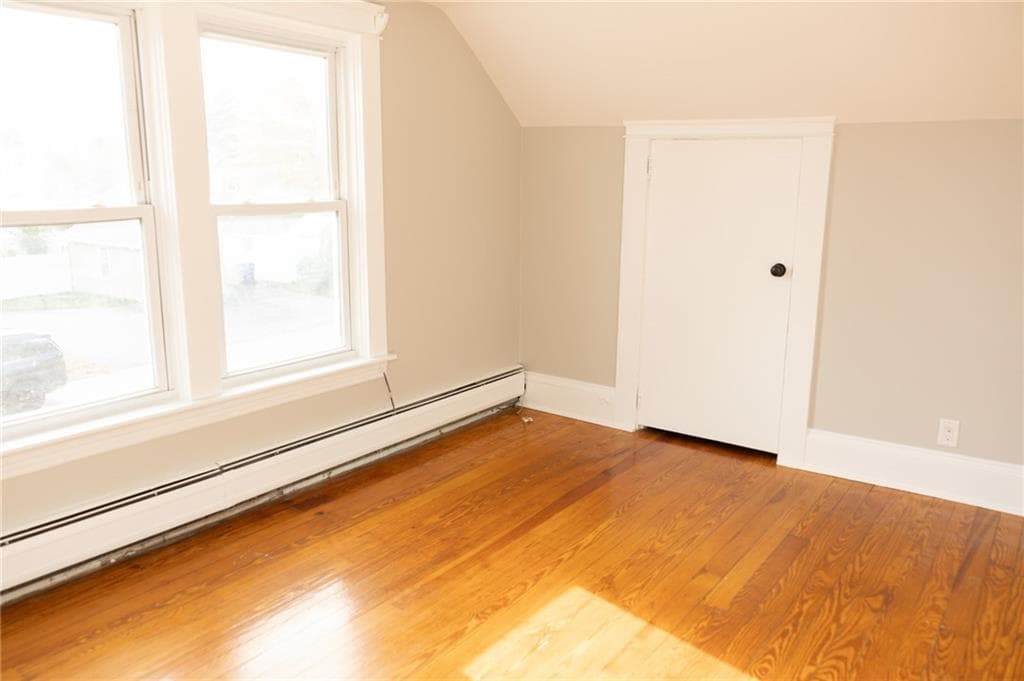 Single Family Residence at 872 Main Avenue, Warwick, photo 24 of 28