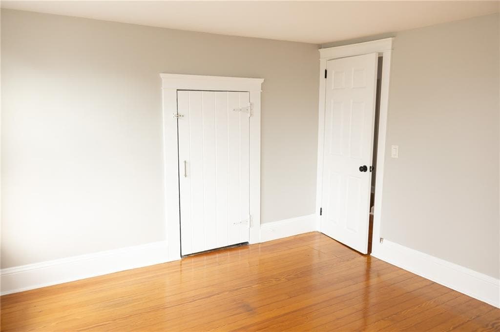 Single Family Residence at 872 Main Avenue, Warwick, photo 21 of 28