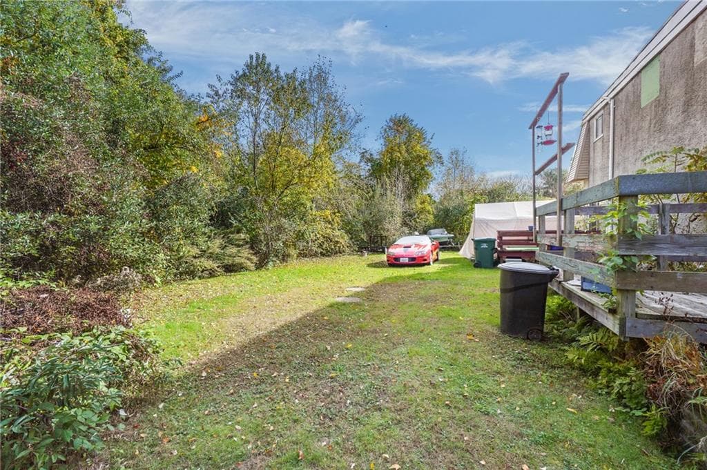 Multi Family at 595 Dry Bridge Road, North Kingstown, photo 5 of 31