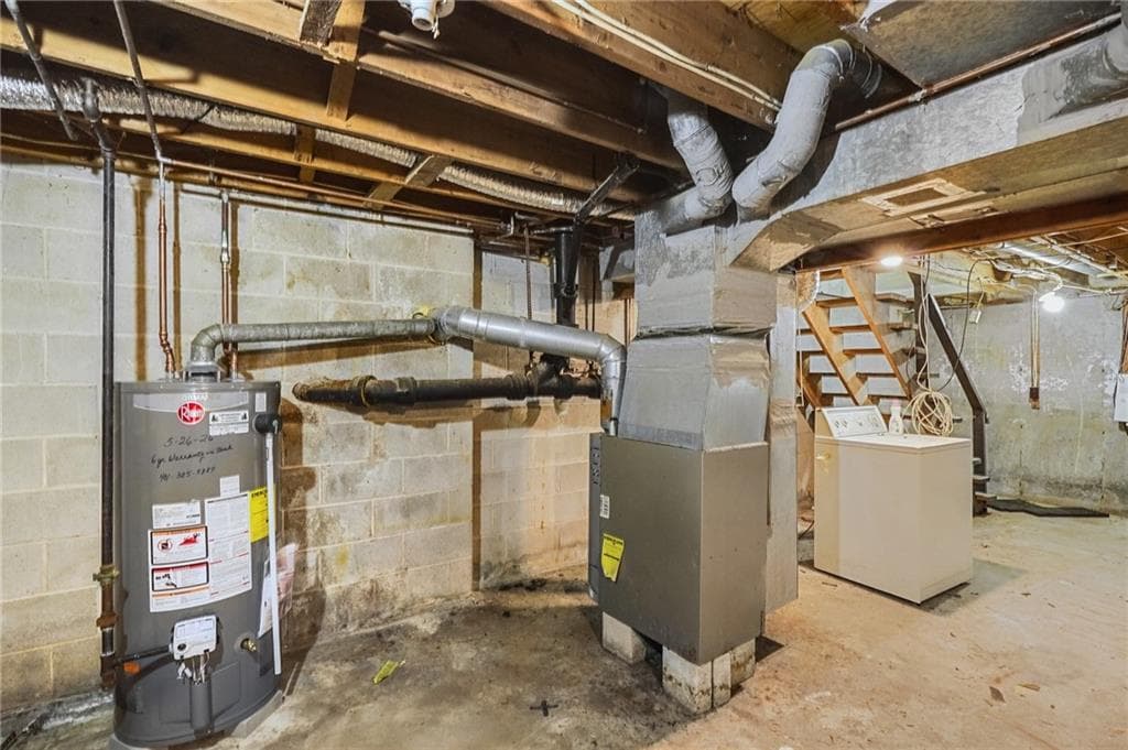 Multi Family at 595 Dry Bridge Road, North Kingstown, photo 30 of 31