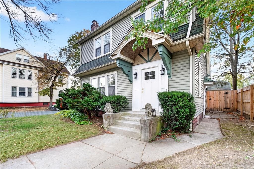 Single Family Residence at 162 Verndale Avenue, Providence, photo 30 of 37