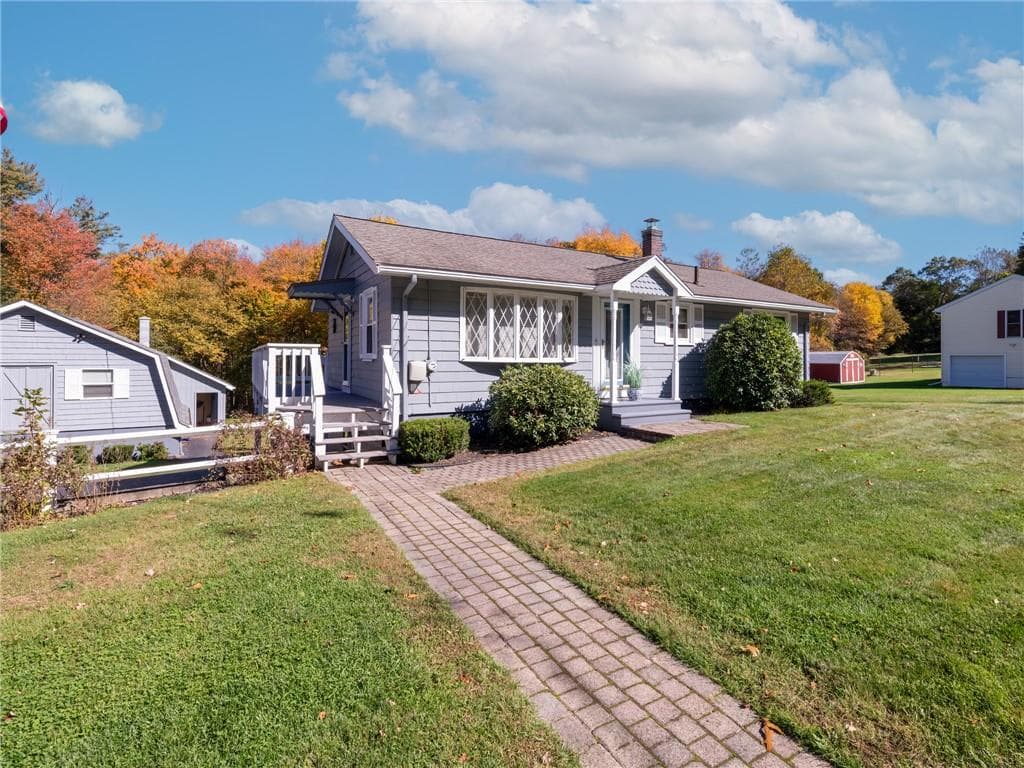 Single Family Residence at 580 Wrentham Road, Bellingham, photo 5 of 38