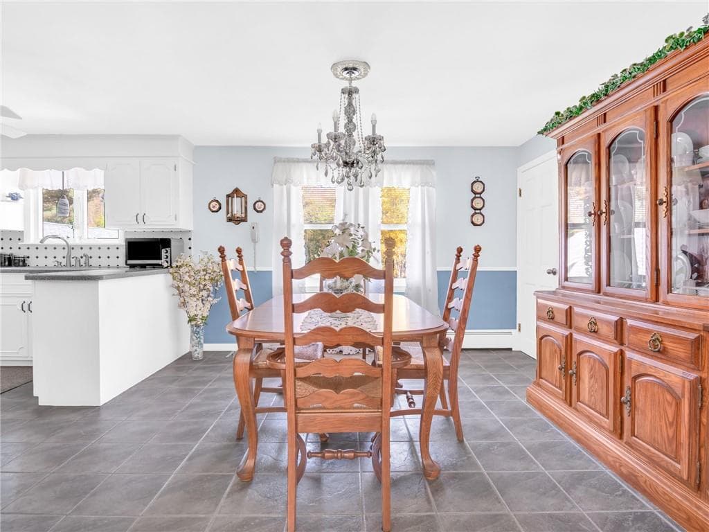 Single Family Residence at 580 Wrentham Road, Bellingham, photo 11 of 38