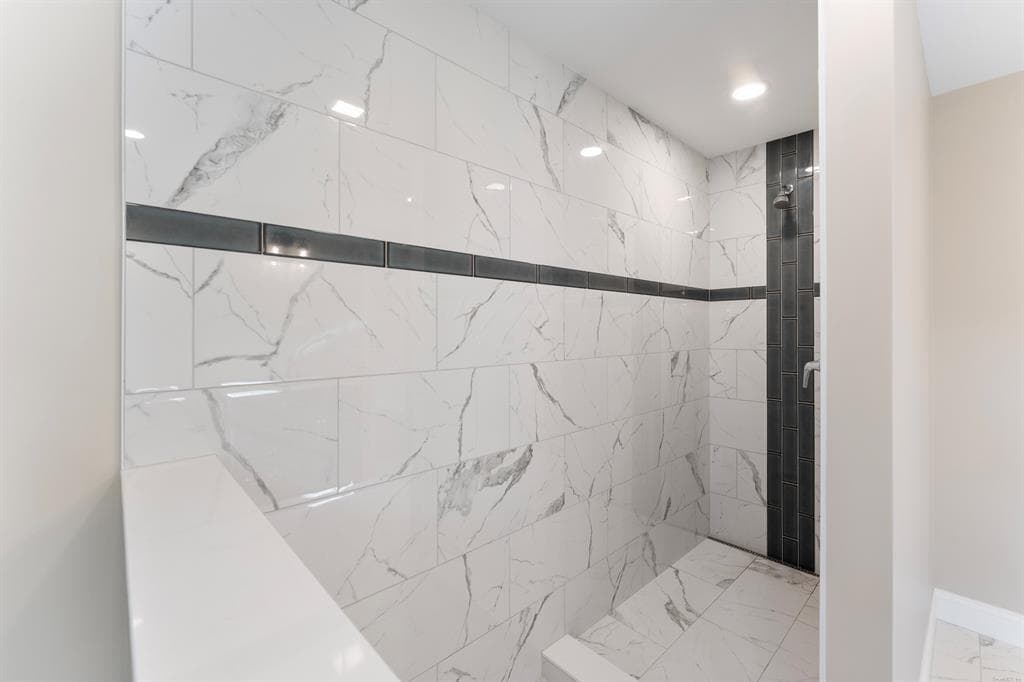 Single Family Residence at 83 Grand View Terrace, Brooklyn, photo 23 of 38