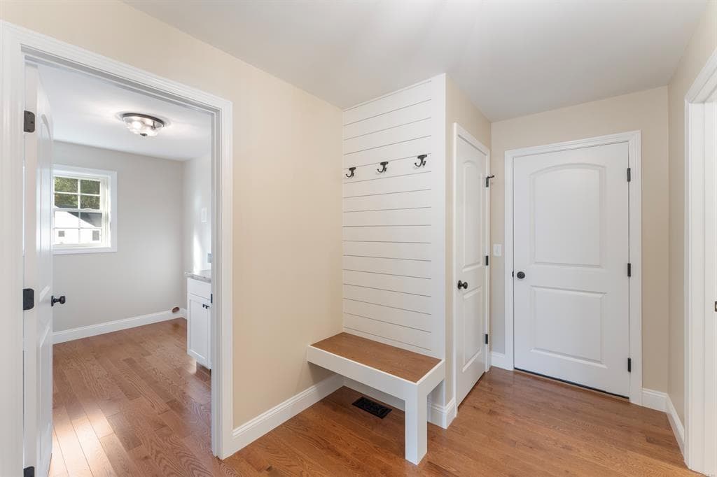 Single Family Residence at 83 Grand View Terrace, Brooklyn, photo 27 of 38